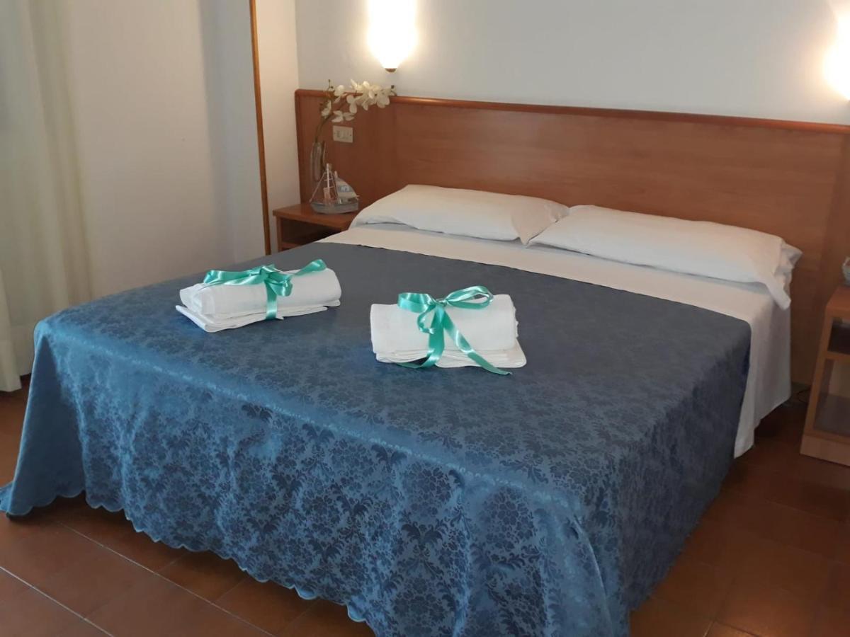 Hotel Leuco' มาร์ตินซิกูโร ภายนอก รูปภาพ