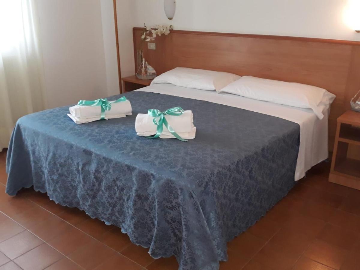 Hotel Leuco' มาร์ตินซิกูโร ภายนอก รูปภาพ