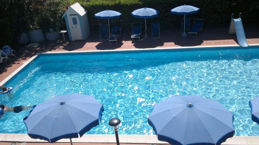 Hotel Leuco' มาร์ตินซิกูโร ภายนอก รูปภาพ